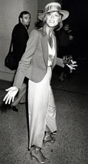 Lauren Hutton feet photo 2