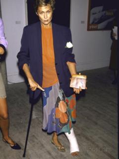 Lauren Hutton feet photo 10