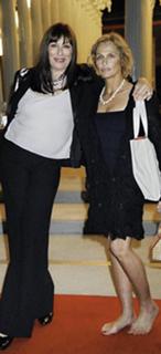 Lauren Hutton feet photo 20