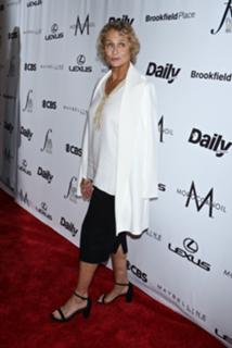 Lauren Hutton feet photo 17