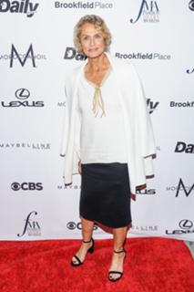 Lauren Hutton feet photo 15