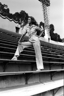 Lauren Hutton feet photo 14