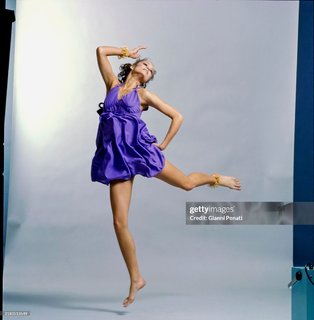 Lauren Hutton feet photo 14
