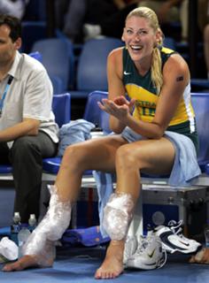 Lauren Jackson feet photo 3