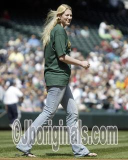 Lauren Jackson feet photo 12