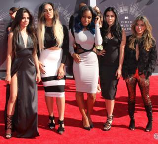 Lauren Jauregui feet photo thumbnail