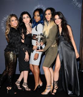 Lauren Jauregui feet photo thumbnail