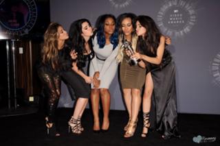 Lauren Jauregui feet photo thumbnail