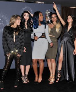 Lauren Jauregui feet photo thumbnail