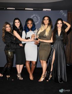 Lauren Jauregui feet photo thumbnail