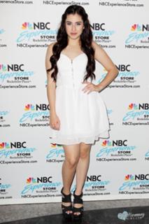 Lauren Jauregui feet photo thumbnail