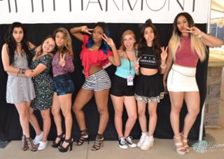 Lauren Jauregui feet photo thumbnail