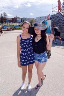 Lauren Jauregui feet photo thumbnail