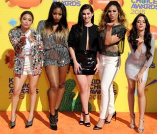 Lauren Jauregui feet photo thumbnail