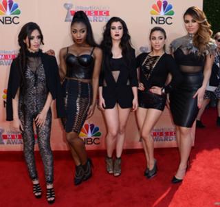 Lauren Jauregui feet photo thumbnail