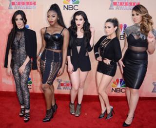 Lauren Jauregui feet photo thumbnail