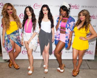 Lauren Jauregui feet photo thumbnail