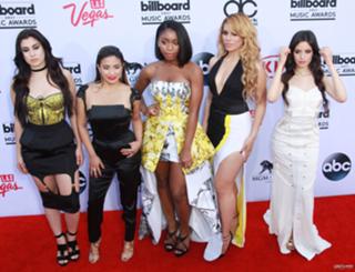 Lauren Jauregui feet photo thumbnail