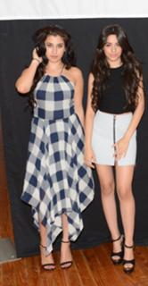 Lauren Jauregui feet photo thumbnail