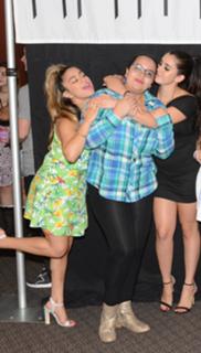 Lauren Jauregui feet photo thumbnail