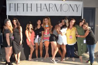 Lauren Jauregui feet photo thumbnail