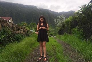 Lauren Jauregui feet photo thumbnail