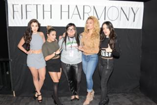 Lauren Jauregui feet photo thumbnail