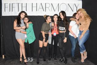 Lauren Jauregui feet photo thumbnail