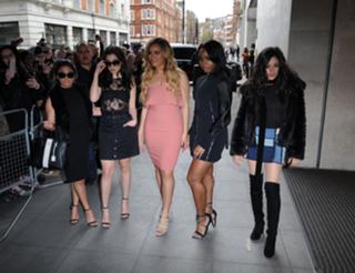 Lauren Jauregui feet photo thumbnail