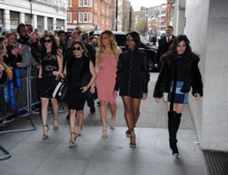 Lauren Jauregui feet photo thumbnail