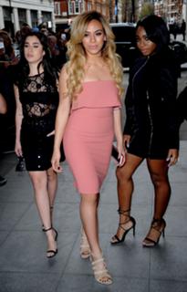 Lauren Jauregui feet photo thumbnail