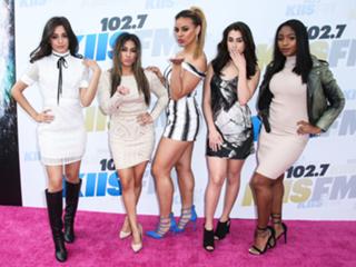 Lauren Jauregui feet photo thumbnail