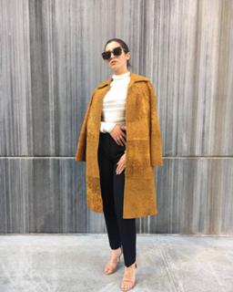 Lauren Jauregui feet photo thumbnail