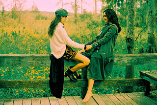 Lauren Jauregui feet photo thumbnail