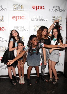 Lauren Jauregui feet photo thumbnail