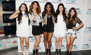 Lauren Jauregui feet photo thumbnail