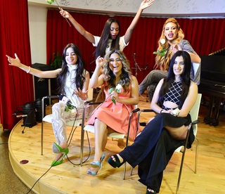 Lauren Jauregui feet photo thumbnail