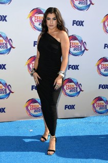 Lauren Jauregui feet photo thumbnail