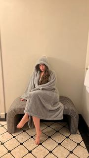 Lauren Jauregui feet photo thumbnail