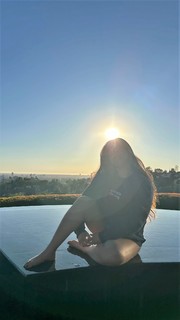 Lauren Jauregui feet photo thumbnail