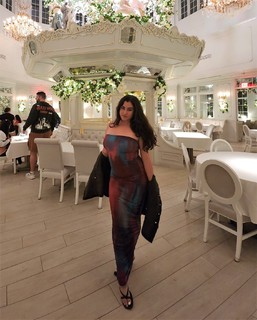 Lauren Jauregui feet photo thumbnail