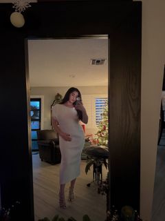 Lauren Jauregui feet photo 8