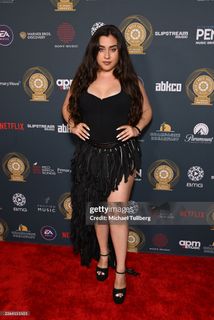 Lauren Jauregui feet photo 3