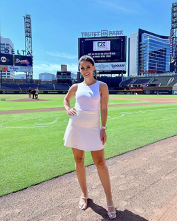 Lauren Jbara feet photo 6
