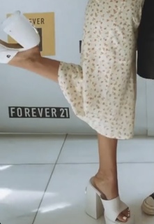 Lauren Kettering feet photo 11