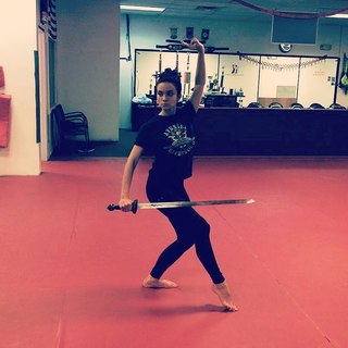 Lauren LaVera feet photo thumbnail