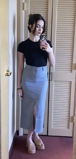 Lauren LaVera feet photo thumbnail