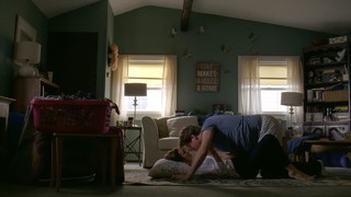 Lauren Lapkus feet photo thumbnail