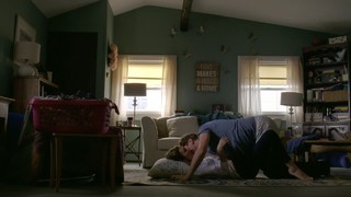 Lauren Lapkus feet photo thumbnail