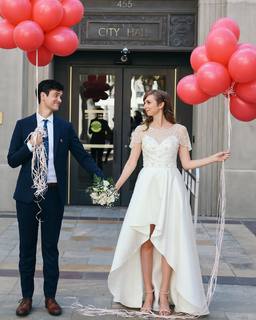 Lauren Lapkus feet photo thumbnail